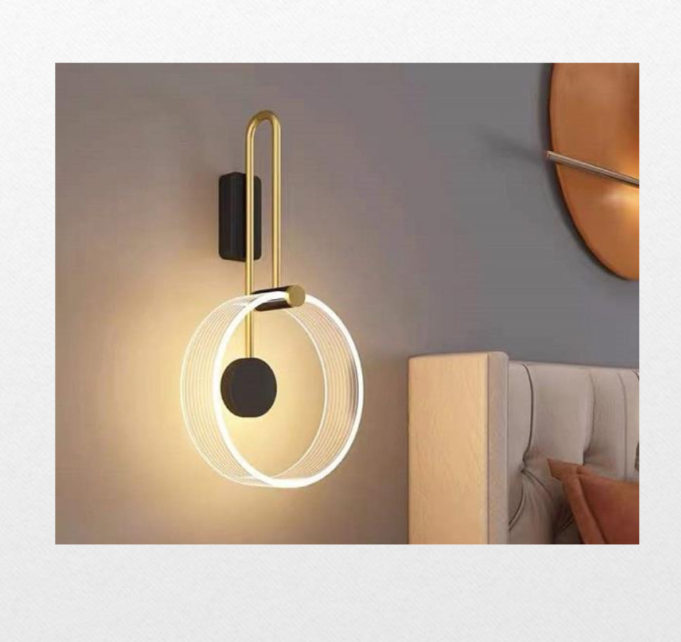 Oppen Wall Light Fixture
