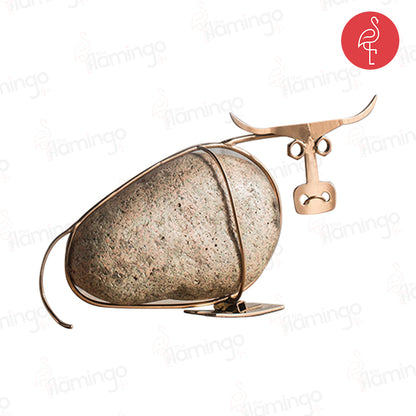 QUIRKY STONE BULL