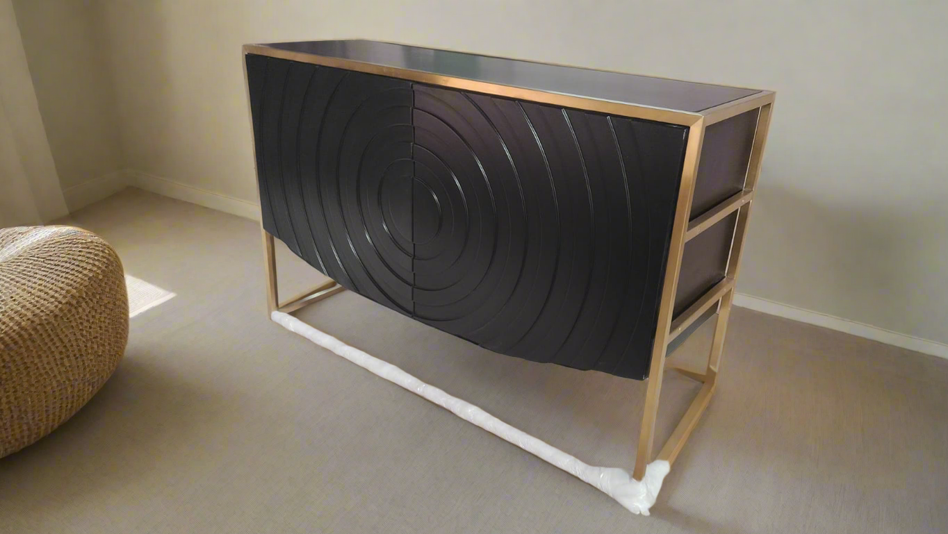 Iris Buffet Console