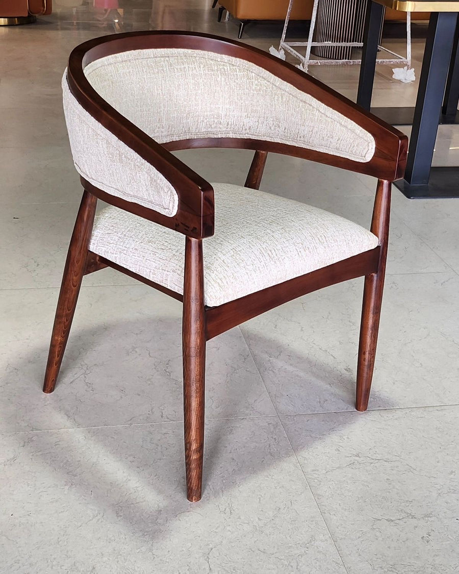 Kiri Barrel Japandi Boucle Dining Chair