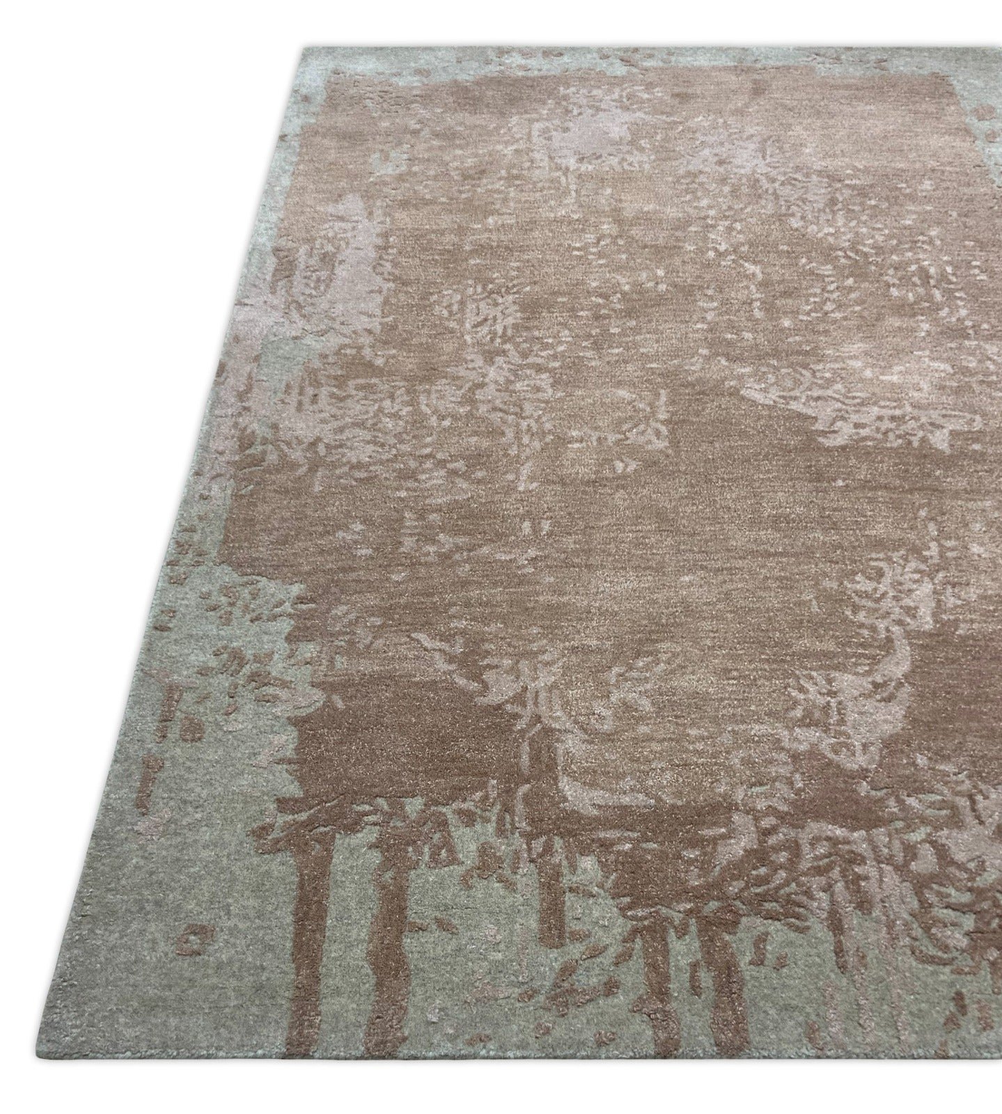 Premium Abstract Hand Tufted Carpet – close-up – abstract carpet India – The Flamingo Life