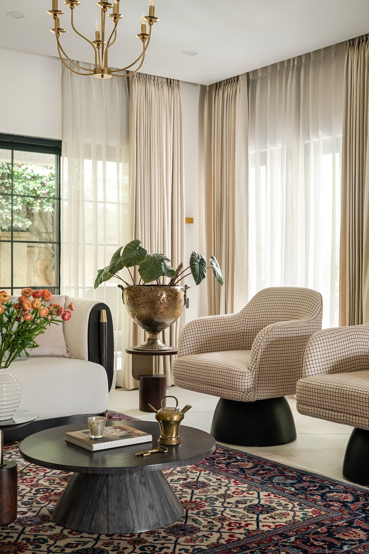 Accent chairs